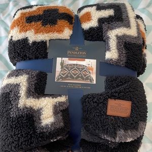 Pendleton Home Collection King Blanket